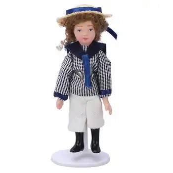 Модель персонажа кукольного домика 1/12 Мини-керамическая модель людей в форме мальчика в соломенной шляпе с подставкой для украшения кукольного домика более 3-х лет